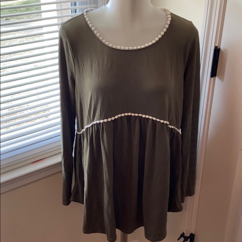 Woman’s blouse